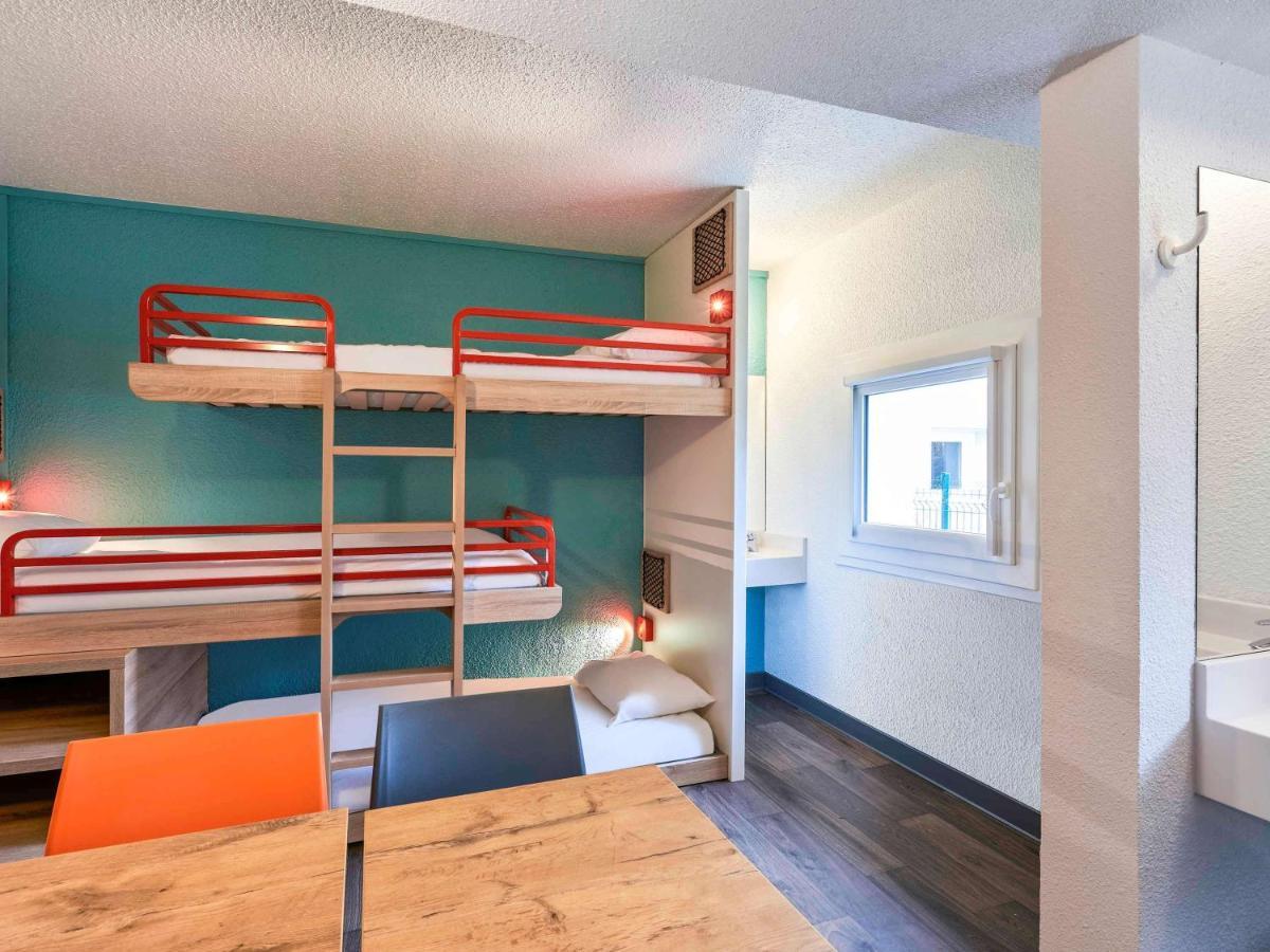 Hotel F1 Lyon Genay Massieux Екстериор снимка