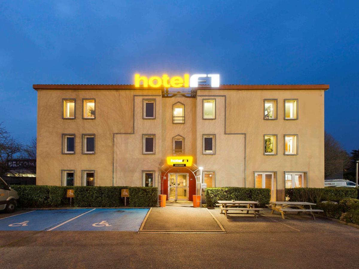 Hotel F1 Lyon Genay Massieux Екстериор снимка